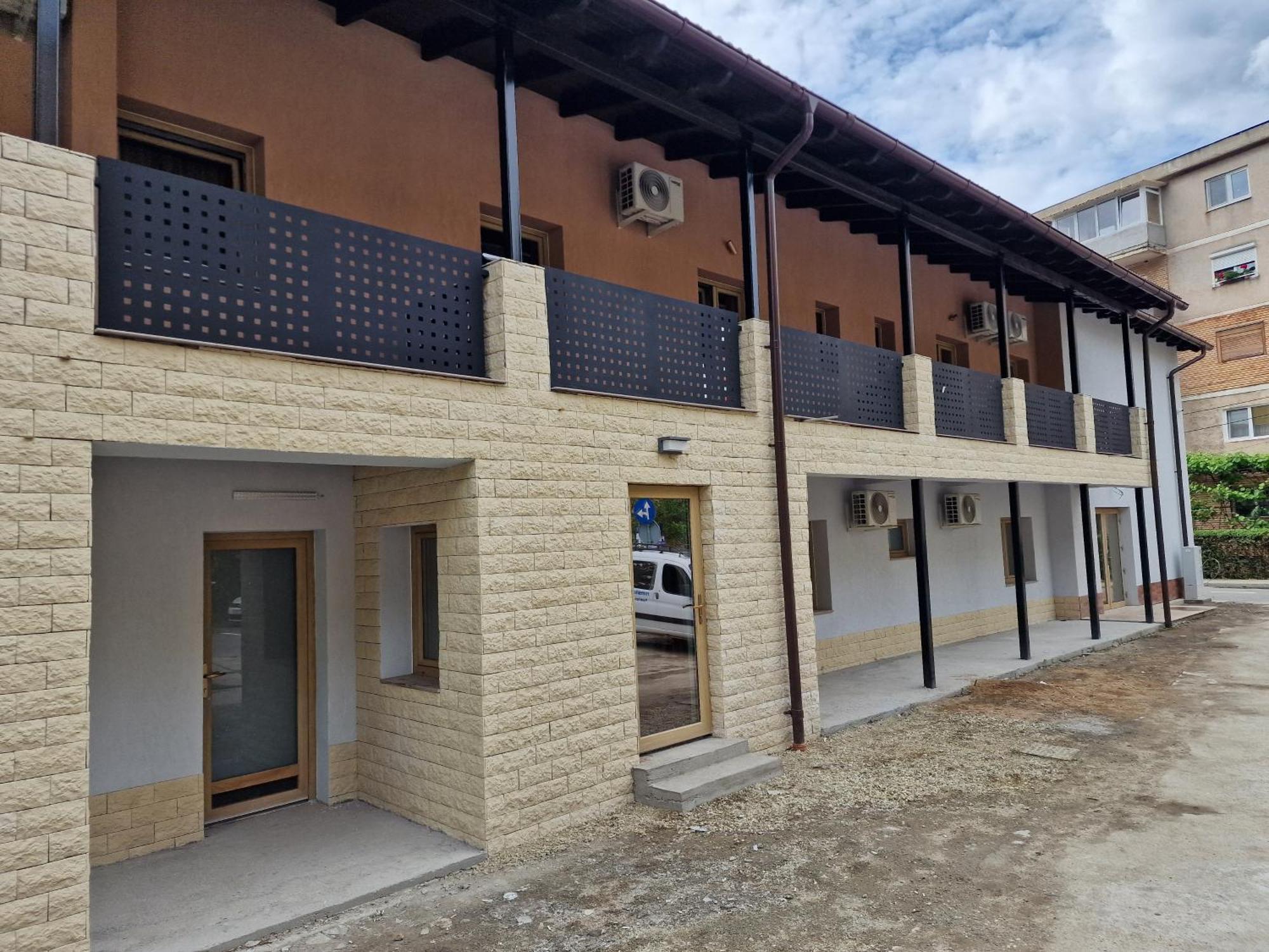 Colt De Rai Hotel Resita Exterior photo
