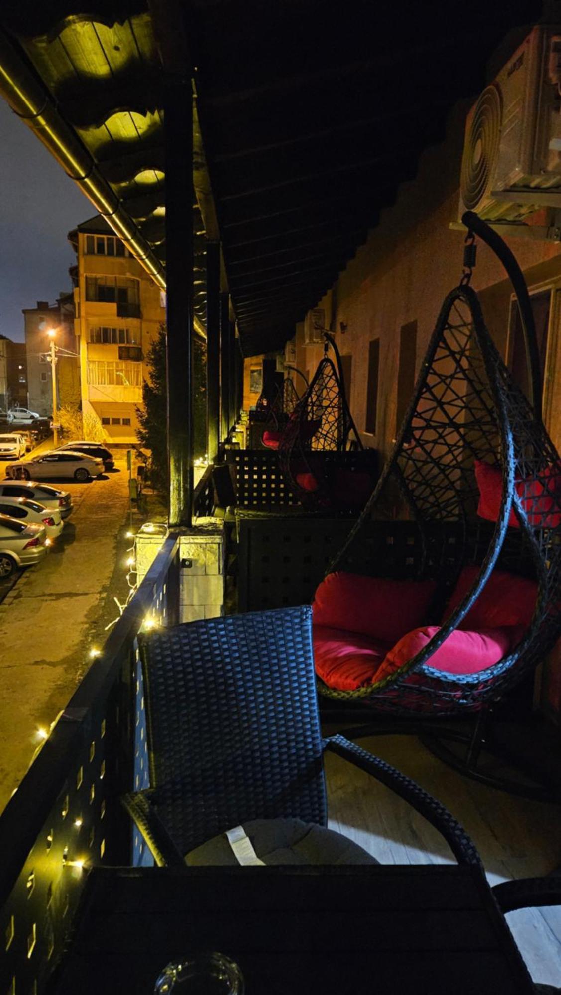 Colt De Rai Hotel Resita Exterior photo